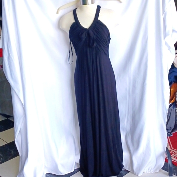 CALVIN KLEIN Sleeveless Halter Full-Length Formal Dress, Sz 10, 18" PTP, 56" L - Picture 1 of 8